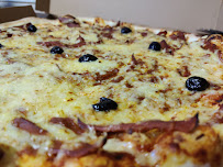 Plats et boissons du Pizzas à emporter La Pizza du Fada à Bouc-Bel-Air - n°13