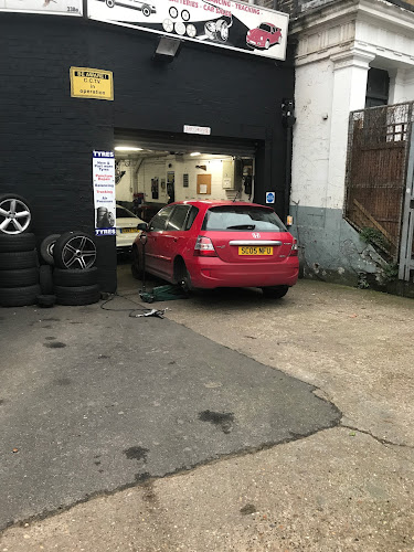 Eagle Tyres - London