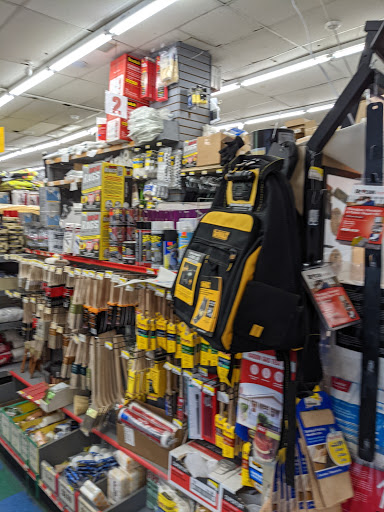 Hardware Store «Jamaica Hardware & Paints, inc.», reviews and photos, 13101 Jamaica Ave, Richmond Hill, NY 11418, USA