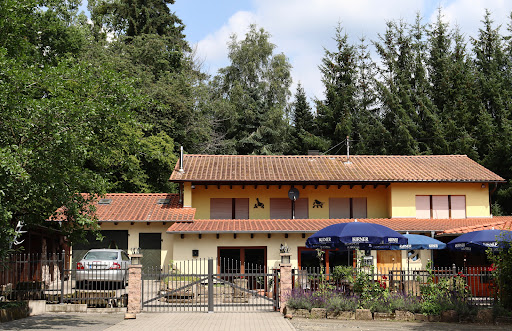 Outside-Inn