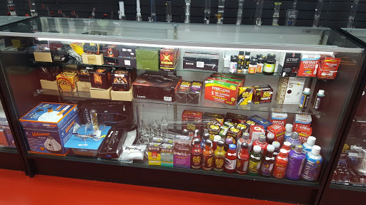 Tobacco Shop «Mr. SMOKE (smoke shop)», reviews and photos, 4347 Gunn Hwy, Tampa, FL 33618, USA