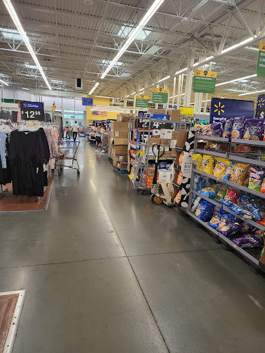 Department Store «Walmart Supercenter», reviews and photos, 3390 N Hwy 67, Florissant, MO 63033, USA