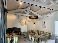 Atmosphère du Restaurant Le petit rocher à Les Baux-de-Provence - n°4