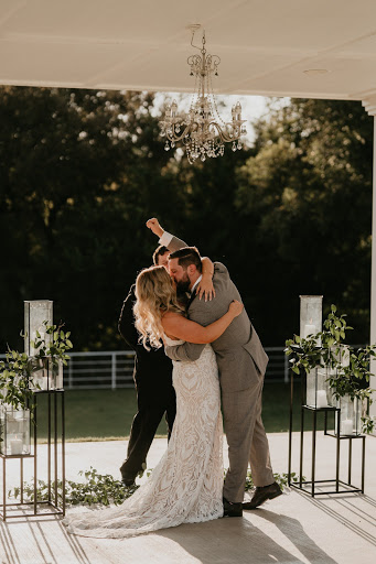 Bridal Shop «a&bé bridal shop dallas», reviews and photos, 154 Glass St #110, Dallas, TX 75207, USA