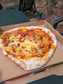 Pizza du Pizzeria Il Giardino à Chaumont-sur-Tharonne - n°13