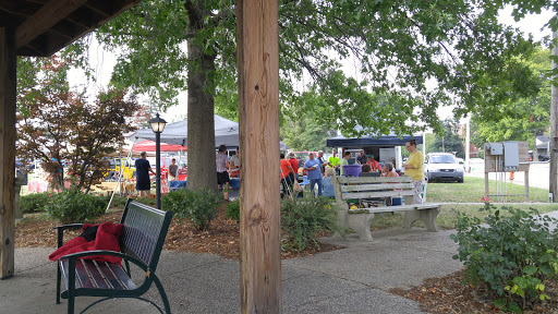 Outdoor Sports Store «Gatlin and Sons Knife Company», reviews and photos, 129 E Utica St, Sellersburg, IN 47172, USA