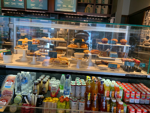 Coffee Shop «Starbucks», reviews and photos, 2034 N Highland Ave, Jackson, TN 38305, USA