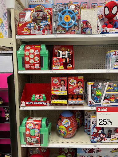 Department Store «Target», reviews and photos, 436 Retail Commons Pkwy, Martinsburg, WV 25403, USA