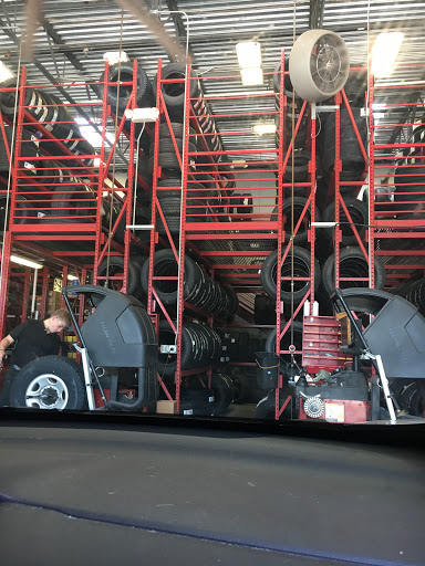 Tire Shop «Discount Tire Store - Rowlett, TX», reviews and photos, 5150 Lakeview Pkwy, Rowlett, TX 75088, USA