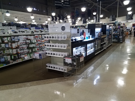 Computer Store «Micro Center», reviews and photos, 11755 Mosteller Rd, Sharonville, OH 45241, USA