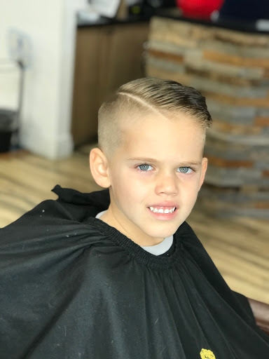 Barber Shop «Ben & Johnny’s Barbershop», reviews and photos, 183 NW 136th Ave, Sunrise, FL 33325, USA