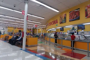 Centro Comercial Gutierrez image