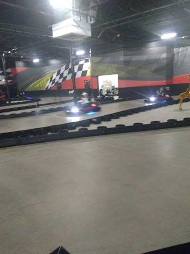 Shopping Mall «Edgewood Towne Centre», reviews and photos, 1763 S Braddock Ave, Pittsburgh, PA 15218, USA