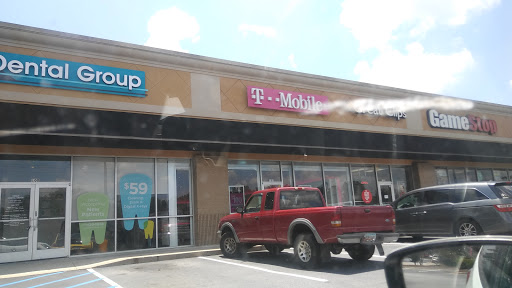 T-Mobile, 5218 Jimmy Lee Smith Pkwy #101, Hiram, GA 30141, USA, 