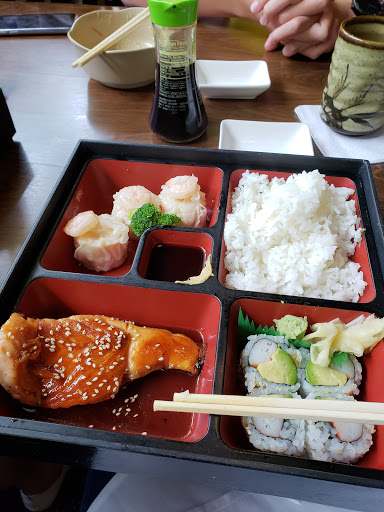 Shopping Mall «White Plains Mall», reviews and photos, 200 Hamilton Ave, White Plains, NY 10601, USA