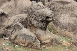 Khandoli Park Stone Sculptures image