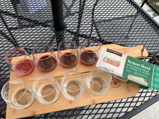 Winery «Snow Farm Vineyard & Winery», reviews and photos, 190 W Shore Rd, South Hero, VT 05486, USA