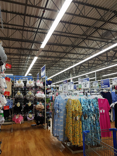 Department Store «Walmart Supercenter», reviews and photos, 409 Sylamore Ave, Mountain View, AR 72560, USA