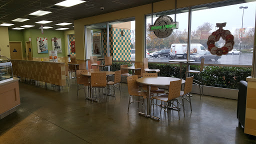 Bakery «Krispy Kreme Doughnuts», reviews and photos, 32450 Dyer St, Union City, CA 94587, USA