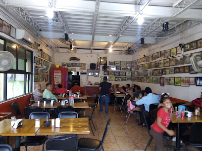 Café la Urraca - Hidalgo 225, Centro, 87500 Valle Hermoso, Tamps., Mexico