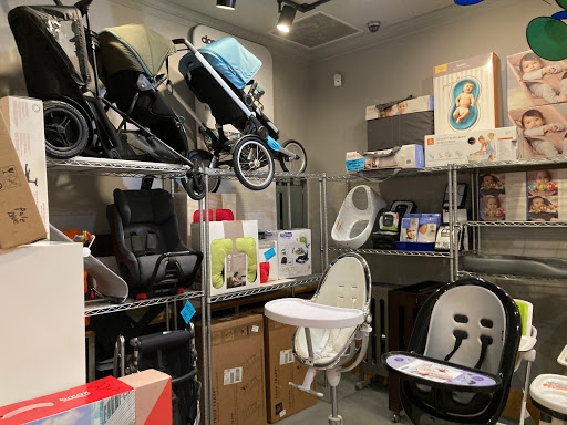 Baby Store «Galt Toys + Galt Baby - Downtown», reviews and photos, 900 N Michigan Ave, Chicago, IL 60611, USA