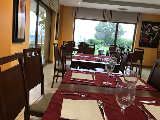 Información y opiniones sobre Restaurante Cabrojo de Cabezón De La Sal