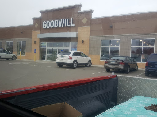 Thrift Store «Goodwill - Alexandria», reviews and photos