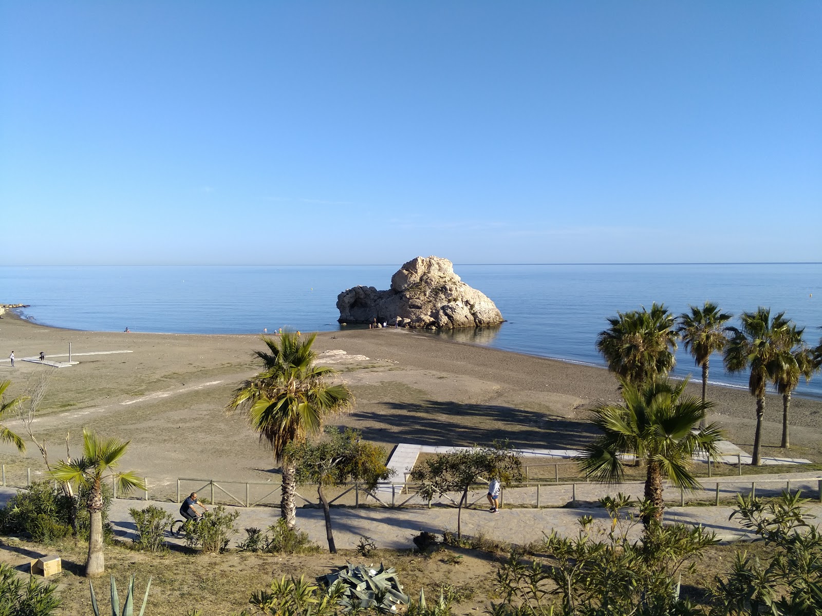 Foto di Playa Penon con una superficie del acqua blu