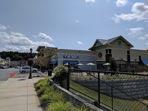 Shopping Mall «The Shoppes at Farmington Valley», reviews and photos, 110 Albany Turnpike, Canton, CT 06019, USA