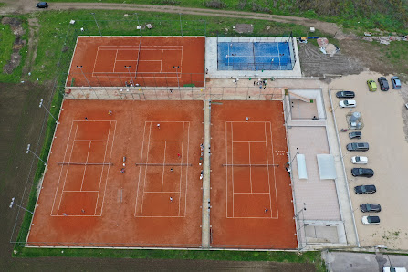 Academy Tennis Padel Caserta Via Elpidio Jenco, 81100 Caserta CE, Italia
