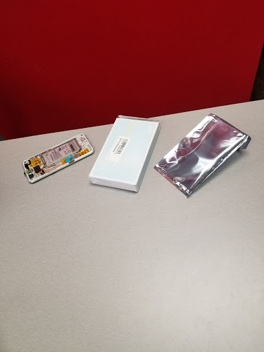 Electronics Repair Shop «uBreakiFix», reviews and photos, 2810 E Washington Ave, Madison, WI 53704, USA