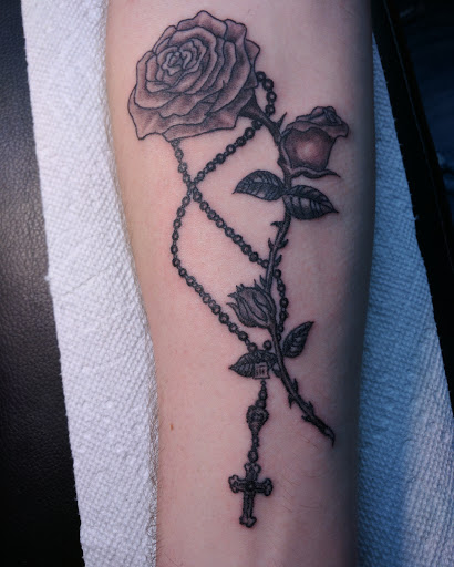 Explore leg tribal tattoo ideas, creative tattoo ideas in Victorville, available at Doctor Inks Tattoo Clinic