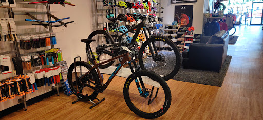 Bicycle Store «Free-Flite Bicycles», reviews and photos, 6014 Sandy Springs Cir, Atlanta, GA 30328, USA
