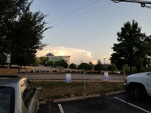 Laundromat «City Limits Laundry & Tanning», reviews and photos, 50 W Nixon St, Cincinnati, OH 45220, USA