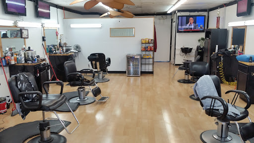 Barber Shop «New York Style Barber Shop», reviews and photos, 656 Beal Pkwy NW # A, Fort Walton Beach, FL 32547, USA