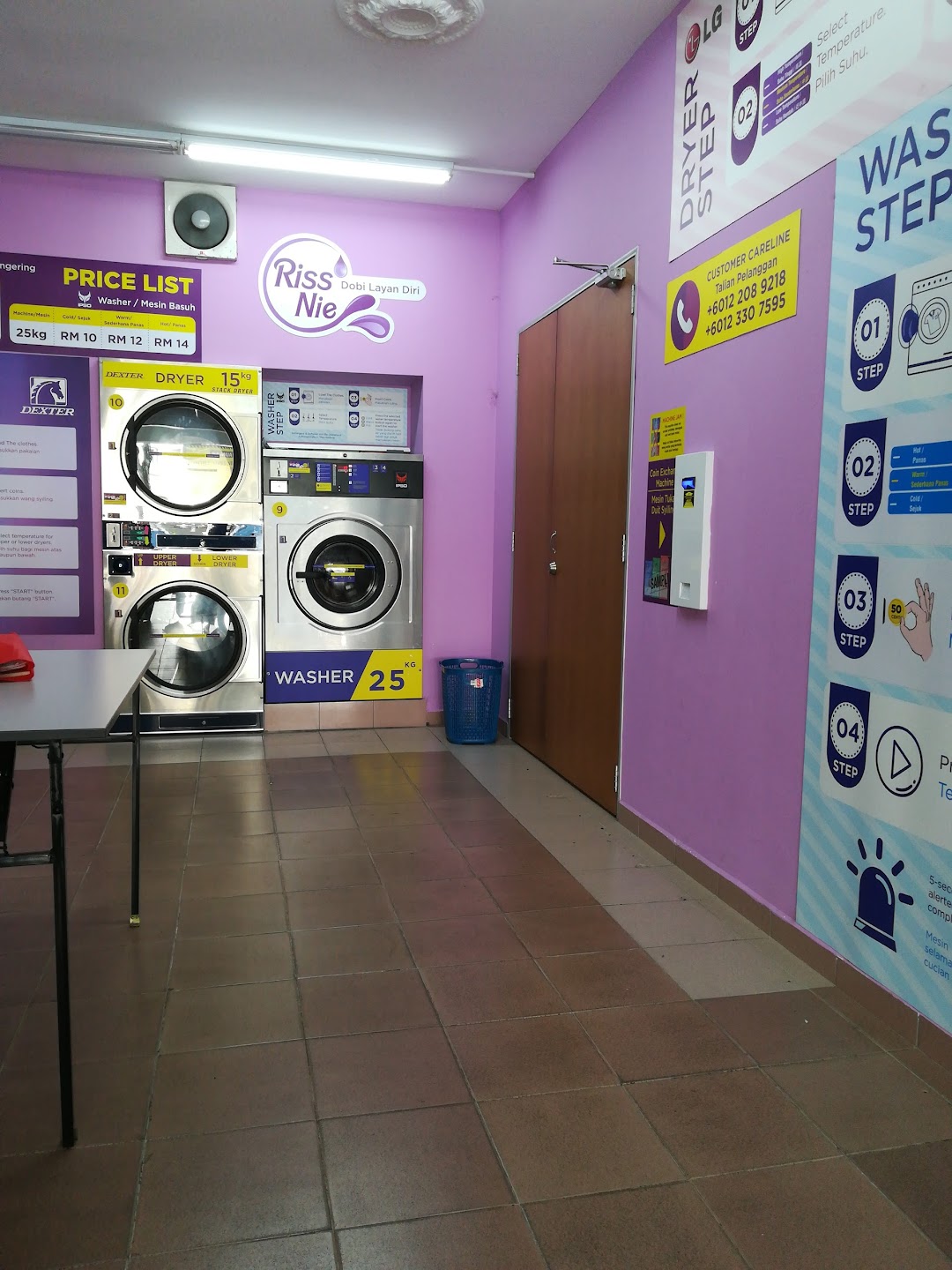 Riss Nie Laundry