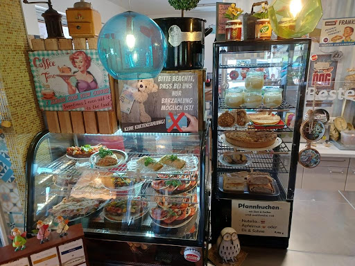 Burgberger Tierparadies mit Kafe Kult unter Burgberg im Allgäu, 