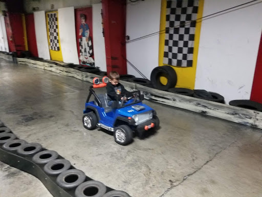 Amusement Center «Traxx Indoor Raceway», reviews and photos, 4329 Chennault Beach Rd, Mukilteo, WA 98275, USA