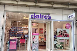 Claire's image