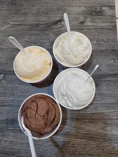 Ice Cream Shop «Marble Slab Creamery», reviews and photos, 7601 N MacArthur Blvd, Irving, TX 75063, USA