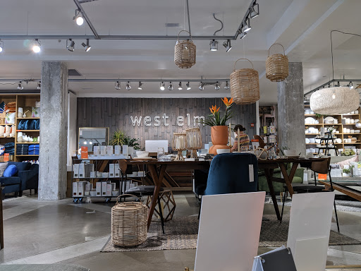Furniture Store «west elm», reviews and photos, 400 W 47th St, Kansas City, MO 64112, USA