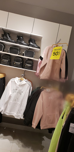 Clothing Store «Forever 21», reviews and photos, 755 NJ-18, East Brunswick, NJ 08816, USA