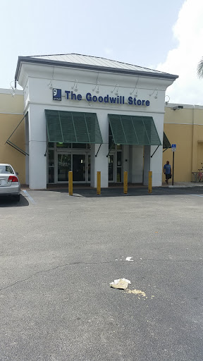 Thrift Store «Goodwill West Palm Beach/South Dixie Store & Donation Center», reviews and photos