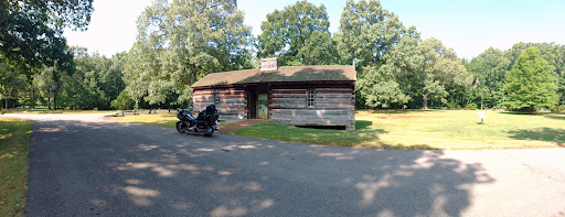 Monument «Meriwether Lewis Monument», reviews and photos, Old Natchez Trace, Hohenwald, TN 38462, USA