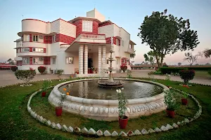 Karni Bhawan Palace image