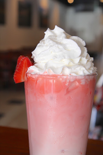 Coffee Shop «The Vogue», reviews and photos, 117 E Woodin Ave, Chelan, WA 98816, USA