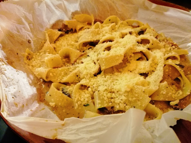 Λεύκες - Εστιατόριο