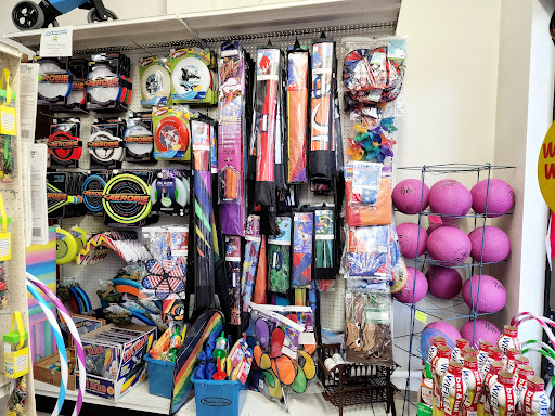 Toy Store «Eugene Toy & Hobby», reviews and photos, 32 E 11th Ave, Eugene, OR 97401, USA