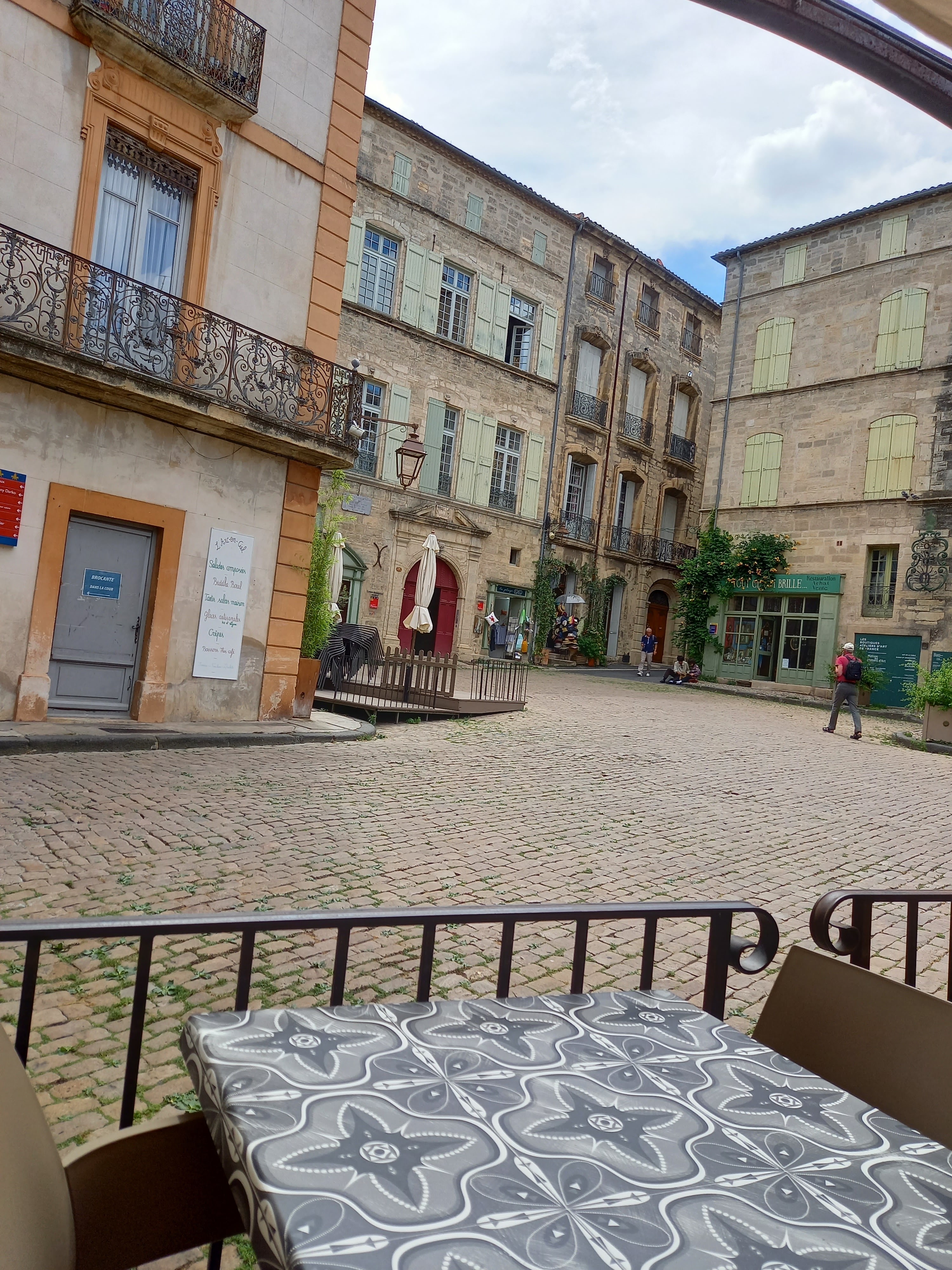 Photo n° 15 de l'avis de michel.e fait le 25/06/2021 à 09:47