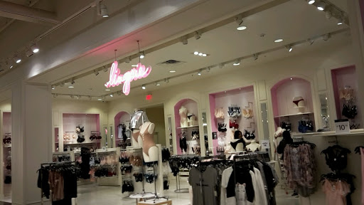 Clothing Store «Forever 21», reviews and photos, 400 Baldwin Ave, Arcadia, CA 91007, USA